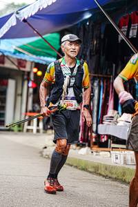 BIB: 946
                            <button type="button" onclick="openModal(22337192)" class="btn btn-primary btn-sm float-right btn-popup" data-toggle="modal" data-target=".modal-high-quality">
                        <i class="fas fa-shopping-cart"></i> Add to Cart
                    </button>
                                            <button type="button" onclick="isThisMe(22337192, true)" class="btn btn-success btn-sm float-right btn-popup btn-isme hidden" data-toggle="tooltip" data-placement="bottom" title="นี่คือรูปของคุณใช่ไหม คลิกที่นี่เพื่อเอาเข้าอัลบั้ม">
                        <i class="fas fa-plus"></i> Add to album
                    </button>
                    <button type="button" onclick="isThisMe(22337192, false)" class="btn btn-warning btn-sm float-right btn-popup btn-isnotme hidden">
                        <i class="fas fa-ban"></i> Remove from album
                    </button>