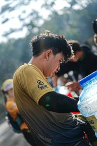 BIB: 
                            <button type="button" onclick="openModal(22332408)" class="btn btn-primary btn-sm float-right btn-popup" data-toggle="modal" data-target=".modal-high-quality">
                        <i class="fas fa-shopping-cart"></i> Add to Cart
                    </button>
                                            <button type="button" onclick="isThisMe(22332408, true)" class="btn btn-success btn-sm float-right btn-popup btn-isme hidden" data-toggle="tooltip" data-placement="bottom" title="นี่คือรูปของคุณใช่ไหม คลิกที่นี่เพื่อเอาเข้าอัลบั้ม">
                        <i class="fas fa-plus"></i> Add to album
                    </button>
                    <button type="button" onclick="isThisMe(22332408, false)" class="btn btn-warning btn-sm float-right btn-popup btn-isnotme hidden">
                        <i class="fas fa-ban"></i> Remove from album
                    </button>