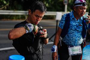 BIB: 9610, 3712
                            <button type="button" onclick="openModal(22332259)" class="btn btn-primary btn-sm float-right btn-popup" data-toggle="modal" data-target=".modal-high-quality">
                        <i class="fas fa-shopping-cart"></i> Add to Cart
                    </button>
                                            <button type="button" onclick="isThisMe(22332259, true)" class="btn btn-success btn-sm float-right btn-popup btn-isme hidden" data-toggle="tooltip" data-placement="bottom" title="นี่คือรูปของคุณใช่ไหม คลิกที่นี่เพื่อเอาเข้าอัลบั้ม">
                        <i class="fas fa-plus"></i> Add to album
                    </button>
                    <button type="button" onclick="isThisMe(22332259, false)" class="btn btn-warning btn-sm float-right btn-popup btn-isnotme hidden">
                        <i class="fas fa-ban"></i> Remove from album
                    </button>