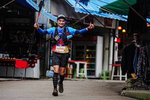 BIB: 460
                            <button type="button" onclick="openModal(22335372)" class="btn btn-primary btn-sm float-right btn-popup" data-toggle="modal" data-target=".modal-high-quality">
                        <i class="fas fa-shopping-cart"></i> Add to Cart
                    </button>
                                            <button type="button" onclick="isThisMe(22335372, true)" class="btn btn-success btn-sm float-right btn-popup btn-isme hidden" data-toggle="tooltip" data-placement="bottom" title="นี่คือรูปของคุณใช่ไหม คลิกที่นี่เพื่อเอาเข้าอัลบั้ม">
                        <i class="fas fa-plus"></i> Add to album
                    </button>
                    <button type="button" onclick="isThisMe(22335372, false)" class="btn btn-warning btn-sm float-right btn-popup btn-isnotme hidden">
                        <i class="fas fa-ban"></i> Remove from album
                    </button>