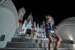 BIB: 20522
                            <button type="button" onclick="openModal(22577841)" class="btn btn-primary btn-sm float-right btn-popup" data-toggle="modal" data-target=".modal-high-quality">
                        <i class="fas fa-shopping-cart"></i> Add to Cart
                    </button>
                                            <button type="button" onclick="isThisMe(22577841, true)" class="btn btn-success btn-sm float-right btn-popup btn-isme hidden" data-toggle="tooltip" data-placement="bottom" title="นี่คือรูปของคุณใช่ไหม คลิกที่นี่เพื่อเอาเข้าอัลบั้ม">
                        <i class="fas fa-plus"></i> Add to album
                    </button>
                    <button type="button" onclick="isThisMe(22577841, false)" class="btn btn-warning btn-sm float-right btn-popup btn-isnotme hidden">
                        <i class="fas fa-ban"></i> Remove from album
                    </button>