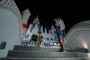 BIB: 
                            <button type="button" onclick="openModal(22575957)" class="btn btn-primary btn-sm float-right btn-popup" data-toggle="modal" data-target=".modal-high-quality">
                        <i class="fas fa-shopping-cart"></i> Add to Cart
                    </button>
                                            <button type="button" onclick="isThisMe(22575957, true)" class="btn btn-success btn-sm float-right btn-popup btn-isme hidden" data-toggle="tooltip" data-placement="bottom" title="นี่คือรูปของคุณใช่ไหม คลิกที่นี่เพื่อเอาเข้าอัลบั้ม">
                        <i class="fas fa-plus"></i> Add to album
                    </button>
                    <button type="button" onclick="isThisMe(22575957, false)" class="btn btn-warning btn-sm float-right btn-popup btn-isnotme hidden">
                        <i class="fas fa-ban"></i> Remove from album
                    </button>