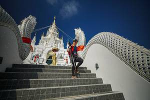 BIB: 
                            <button type="button" onclick="openModal(22588333)" class="btn btn-primary btn-sm float-right btn-popup" data-toggle="modal" data-target=".modal-high-quality">
                        <i class="fas fa-shopping-cart"></i> Add to Cart
                    </button>
                                            <button type="button" onclick="isThisMe(22588333, true)" class="btn btn-success btn-sm float-right btn-popup btn-isme hidden" data-toggle="tooltip" data-placement="bottom" title="นี่คือรูปของคุณใช่ไหม คลิกที่นี่เพื่อเอาเข้าอัลบั้ม">
                        <i class="fas fa-plus"></i> Add to album
                    </button>
                    <button type="button" onclick="isThisMe(22588333, false)" class="btn btn-warning btn-sm float-right btn-popup btn-isnotme hidden">
                        <i class="fas fa-ban"></i> Remove from album
                    </button>