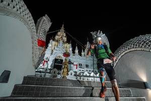 BIB: 8297
                            <button type="button" onclick="openModal(22572624)" class="btn btn-primary btn-sm float-right btn-popup" data-toggle="modal" data-target=".modal-high-quality">
                        <i class="fas fa-shopping-cart"></i> Add to Cart
                    </button>
                                            <button type="button" onclick="isThisMe(22572624, true)" class="btn btn-success btn-sm float-right btn-popup btn-isme hidden" data-toggle="tooltip" data-placement="bottom" title="นี่คือรูปของคุณใช่ไหม คลิกที่นี่เพื่อเอาเข้าอัลบั้ม">
                        <i class="fas fa-plus"></i> Add to album
                    </button>
                    <button type="button" onclick="isThisMe(22572624, false)" class="btn btn-warning btn-sm float-right btn-popup btn-isnotme hidden">
                        <i class="fas fa-ban"></i> Remove from album
                    </button>