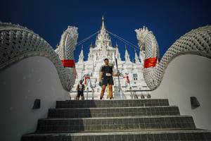 BIB: 
                            <button type="button" onclick="openModal(22585800)" class="btn btn-primary btn-sm float-right btn-popup" data-toggle="modal" data-target=".modal-high-quality">
                        <i class="fas fa-shopping-cart"></i> Add to Cart
                    </button>
                                            <button type="button" onclick="isThisMe(22585800, true)" class="btn btn-success btn-sm float-right btn-popup btn-isme hidden" data-toggle="tooltip" data-placement="bottom" title="นี่คือรูปของคุณใช่ไหม คลิกที่นี่เพื่อเอาเข้าอัลบั้ม">
                        <i class="fas fa-plus"></i> Add to album
                    </button>
                    <button type="button" onclick="isThisMe(22585800, false)" class="btn btn-warning btn-sm float-right btn-popup btn-isnotme hidden">
                        <i class="fas fa-ban"></i> Remove from album
                    </button>