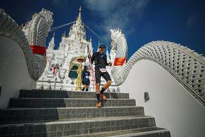 BIB: 
                            <button type="button" onclick="openModal(22589590)" class="btn btn-primary btn-sm float-right btn-popup" data-toggle="modal" data-target=".modal-high-quality">
                        <i class="fas fa-shopping-cart"></i> Add to Cart
                    </button>
                                            <button type="button" onclick="isThisMe(22589590, true)" class="btn btn-success btn-sm float-right btn-popup btn-isme hidden" data-toggle="tooltip" data-placement="bottom" title="นี่คือรูปของคุณใช่ไหม คลิกที่นี่เพื่อเอาเข้าอัลบั้ม">
                        <i class="fas fa-plus"></i> Add to album
                    </button>
                    <button type="button" onclick="isThisMe(22589590, false)" class="btn btn-warning btn-sm float-right btn-popup btn-isnotme hidden">
                        <i class="fas fa-ban"></i> Remove from album
                    </button>