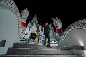 BIB: 
                            <button type="button" onclick="openModal(22574004)" class="btn btn-primary btn-sm float-right btn-popup" data-toggle="modal" data-target=".modal-high-quality">
                        <i class="fas fa-shopping-cart"></i> Add to Cart
                    </button>
                                            <button type="button" onclick="isThisMe(22574004, true)" class="btn btn-success btn-sm float-right btn-popup btn-isme hidden" data-toggle="tooltip" data-placement="bottom" title="นี่คือรูปของคุณใช่ไหม คลิกที่นี่เพื่อเอาเข้าอัลบั้ม">
                        <i class="fas fa-plus"></i> Add to album
                    </button>
                    <button type="button" onclick="isThisMe(22574004, false)" class="btn btn-warning btn-sm float-right btn-popup btn-isnotme hidden">
                        <i class="fas fa-ban"></i> Remove from album
                    </button>