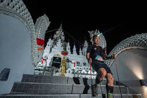 BIB: 180
                            <button type="button" onclick="openModal(22578824)" class="btn btn-primary btn-sm float-right btn-popup" data-toggle="modal" data-target=".modal-high-quality">
                        <i class="fas fa-shopping-cart"></i> Add to Cart
                    </button>
                                            <button type="button" onclick="isThisMe(22578824, true)" class="btn btn-success btn-sm float-right btn-popup btn-isme hidden" data-toggle="tooltip" data-placement="bottom" title="นี่คือรูปของคุณใช่ไหม คลิกที่นี่เพื่อเอาเข้าอัลบั้ม">
                        <i class="fas fa-plus"></i> Add to album
                    </button>
                    <button type="button" onclick="isThisMe(22578824, false)" class="btn btn-warning btn-sm float-right btn-popup btn-isnotme hidden">
                        <i class="fas fa-ban"></i> Remove from album
                    </button>