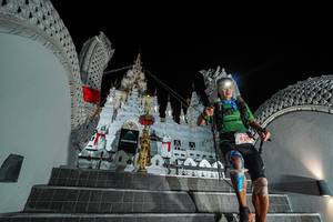 BIB: 829
                            <button type="button" onclick="openModal(22572667)" class="btn btn-primary btn-sm float-right btn-popup" data-toggle="modal" data-target=".modal-high-quality">
                        <i class="fas fa-shopping-cart"></i> Add to Cart
                    </button>
                                            <button type="button" onclick="isThisMe(22572667, true)" class="btn btn-success btn-sm float-right btn-popup btn-isme hidden" data-toggle="tooltip" data-placement="bottom" title="นี่คือรูปของคุณใช่ไหม คลิกที่นี่เพื่อเอาเข้าอัลบั้ม">
                        <i class="fas fa-plus"></i> Add to album
                    </button>
                    <button type="button" onclick="isThisMe(22572667, false)" class="btn btn-warning btn-sm float-right btn-popup btn-isnotme hidden">
                        <i class="fas fa-ban"></i> Remove from album
                    </button>