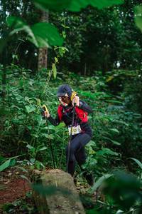 BIB: 201
                            <button type="button" onclick="openModal(22675470)" class="btn btn-primary btn-sm float-right btn-popup" data-toggle="modal" data-target=".modal-high-quality">
                        <i class="fas fa-shopping-cart"></i> Add to Cart
                    </button>
                                            <button type="button" onclick="isThisMe(22675470, true)" class="btn btn-success btn-sm float-right btn-popup btn-isme hidden" data-toggle="tooltip" data-placement="bottom" title="นี่คือรูปของคุณใช่ไหม คลิกที่นี่เพื่อเอาเข้าอัลบั้ม">
                        <i class="fas fa-plus"></i> Add to album
                    </button>
                    <button type="button" onclick="isThisMe(22675470, false)" class="btn btn-warning btn-sm float-right btn-popup btn-isnotme hidden">
                        <i class="fas fa-ban"></i> Remove from album
                    </button>