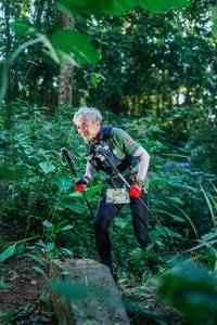 BIB: 2400
                            <button type="button" onclick="openModal(22671516)" class="btn btn-primary btn-sm float-right btn-popup" data-toggle="modal" data-target=".modal-high-quality">
                        <i class="fas fa-shopping-cart"></i> Add to Cart
                    </button>
                                            <button type="button" onclick="isThisMe(22671516, true)" class="btn btn-success btn-sm float-right btn-popup btn-isme hidden" data-toggle="tooltip" data-placement="bottom" title="นี่คือรูปของคุณใช่ไหม คลิกที่นี่เพื่อเอาเข้าอัลบั้ม">
                        <i class="fas fa-plus"></i> Add to album
                    </button>
                    <button type="button" onclick="isThisMe(22671516, false)" class="btn btn-warning btn-sm float-right btn-popup btn-isnotme hidden">
                        <i class="fas fa-ban"></i> Remove from album
                    </button>