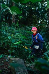 BIB: 1733
                            <button type="button" onclick="openModal(22668018)" class="btn btn-primary btn-sm float-right btn-popup" data-toggle="modal" data-target=".modal-high-quality">
                        <i class="fas fa-shopping-cart"></i> Add to Cart
                    </button>
                                            <button type="button" onclick="isThisMe(22668018, true)" class="btn btn-success btn-sm float-right btn-popup btn-isme hidden" data-toggle="tooltip" data-placement="bottom" title="นี่คือรูปของคุณใช่ไหม คลิกที่นี่เพื่อเอาเข้าอัลบั้ม">
                        <i class="fas fa-plus"></i> Add to album
                    </button>
                    <button type="button" onclick="isThisMe(22668018, false)" class="btn btn-warning btn-sm float-right btn-popup btn-isnotme hidden">
                        <i class="fas fa-ban"></i> Remove from album
                    </button>