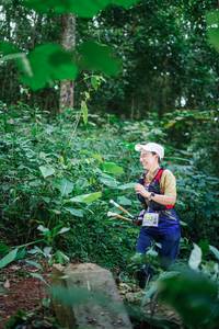 BIB: 033
                            <button type="button" onclick="openModal(22675918)" class="btn btn-primary btn-sm float-right btn-popup" data-toggle="modal" data-target=".modal-high-quality">
                        <i class="fas fa-shopping-cart"></i> Add to Cart
                    </button>
                                            <button type="button" onclick="isThisMe(22675918, true)" class="btn btn-success btn-sm float-right btn-popup btn-isme hidden" data-toggle="tooltip" data-placement="bottom" title="นี่คือรูปของคุณใช่ไหม คลิกที่นี่เพื่อเอาเข้าอัลบั้ม">
                        <i class="fas fa-plus"></i> Add to album
                    </button>
                    <button type="button" onclick="isThisMe(22675918, false)" class="btn btn-warning btn-sm float-right btn-popup btn-isnotme hidden">
                        <i class="fas fa-ban"></i> Remove from album
                    </button>