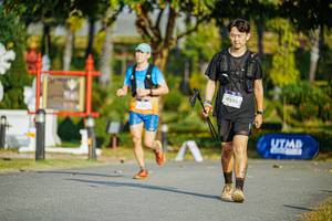 BIB: 9598
                            <button type="button" onclick="openModal(22770718)" class="btn btn-primary btn-sm float-right btn-popup" data-toggle="modal" data-target=".modal-high-quality">
                        <i class="fas fa-shopping-cart"></i> Add to Cart
                    </button>
                                            <button type="button" onclick="isThisMe(22770718, true)" class="btn btn-success btn-sm float-right btn-popup btn-isme hidden" data-toggle="tooltip" data-placement="bottom" title="นี่คือรูปของคุณใช่ไหม คลิกที่นี่เพื่อเอาเข้าอัลบั้ม">
                        <i class="fas fa-plus"></i> Add to album
                    </button>
                    <button type="button" onclick="isThisMe(22770718, false)" class="btn btn-warning btn-sm float-right btn-popup btn-isnotme hidden">
                        <i class="fas fa-ban"></i> Remove from album
                    </button>