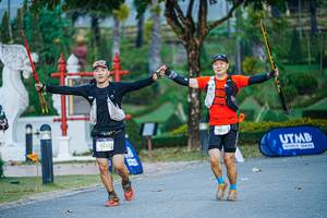 BIB: 95232, 9252
                            <button type="button" onclick="openModal(22770231)" class="btn btn-primary btn-sm float-right btn-popup" data-toggle="modal" data-target=".modal-high-quality">
                        <i class="fas fa-shopping-cart"></i> Add to Cart
                    </button>
                                            <button type="button" onclick="isThisMe(22770231, true)" class="btn btn-success btn-sm float-right btn-popup btn-isme hidden" data-toggle="tooltip" data-placement="bottom" title="นี่คือรูปของคุณใช่ไหม คลิกที่นี่เพื่อเอาเข้าอัลบั้ม">
                        <i class="fas fa-plus"></i> Add to album
                    </button>
                    <button type="button" onclick="isThisMe(22770231, false)" class="btn btn-warning btn-sm float-right btn-popup btn-isnotme hidden">
                        <i class="fas fa-ban"></i> Remove from album
                    </button>