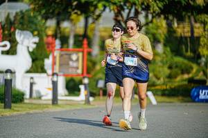 BIB: 1773, 1274
                            <button type="button" onclick="openModal(22768016)" class="btn btn-primary btn-sm float-right btn-popup" data-toggle="modal" data-target=".modal-high-quality">
                        <i class="fas fa-shopping-cart"></i> Add to Cart
                    </button>
                                            <button type="button" onclick="isThisMe(22768016, true)" class="btn btn-success btn-sm float-right btn-popup btn-isme hidden" data-toggle="tooltip" data-placement="bottom" title="นี่คือรูปของคุณใช่ไหม คลิกที่นี่เพื่อเอาเข้าอัลบั้ม">
                        <i class="fas fa-plus"></i> Add to album
                    </button>
                    <button type="button" onclick="isThisMe(22768016, false)" class="btn btn-warning btn-sm float-right btn-popup btn-isnotme hidden">
                        <i class="fas fa-ban"></i> Remove from album
                    </button>