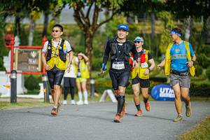 BIB: 56096
                            <button type="button" onclick="openModal(22768293)" class="btn btn-primary btn-sm float-right btn-popup" data-toggle="modal" data-target=".modal-high-quality">
                        <i class="fas fa-shopping-cart"></i> Add to Cart
                    </button>
                                            <button type="button" onclick="isThisMe(22768293, true)" class="btn btn-success btn-sm float-right btn-popup btn-isme hidden" data-toggle="tooltip" data-placement="bottom" title="นี่คือรูปของคุณใช่ไหม คลิกที่นี่เพื่อเอาเข้าอัลบั้ม">
                        <i class="fas fa-plus"></i> Add to album
                    </button>
                    <button type="button" onclick="isThisMe(22768293, false)" class="btn btn-warning btn-sm float-right btn-popup btn-isnotme hidden">
                        <i class="fas fa-ban"></i> Remove from album
                    </button>