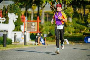 BIB: 1018
                            <button type="button" onclick="openModal(22770601)" class="btn btn-primary btn-sm float-right btn-popup" data-toggle="modal" data-target=".modal-high-quality">
                        <i class="fas fa-shopping-cart"></i> Add to Cart
                    </button>
                                            <button type="button" onclick="isThisMe(22770601, true)" class="btn btn-success btn-sm float-right btn-popup btn-isme hidden" data-toggle="tooltip" data-placement="bottom" title="นี่คือรูปของคุณใช่ไหม คลิกที่นี่เพื่อเอาเข้าอัลบั้ม">
                        <i class="fas fa-plus"></i> Add to album
                    </button>
                    <button type="button" onclick="isThisMe(22770601, false)" class="btn btn-warning btn-sm float-right btn-popup btn-isnotme hidden">
                        <i class="fas fa-ban"></i> Remove from album
                    </button>