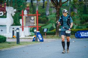 BIB: 9354
                            <button type="button" onclick="openModal(22770244)" class="btn btn-primary btn-sm float-right btn-popup" data-toggle="modal" data-target=".modal-high-quality">
                        <i class="fas fa-shopping-cart"></i> Add to Cart
                    </button>
                                            <button type="button" onclick="isThisMe(22770244, true)" class="btn btn-success btn-sm float-right btn-popup btn-isme hidden" data-toggle="tooltip" data-placement="bottom" title="นี่คือรูปของคุณใช่ไหม คลิกที่นี่เพื่อเอาเข้าอัลบั้ม">
                        <i class="fas fa-plus"></i> Add to album
                    </button>
                    <button type="button" onclick="isThisMe(22770244, false)" class="btn btn-warning btn-sm float-right btn-popup btn-isnotme hidden">
                        <i class="fas fa-ban"></i> Remove from album
                    </button>