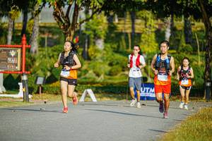 BIB: 1100
                            <button type="button" onclick="openModal(22770726)" class="btn btn-primary btn-sm float-right btn-popup" data-toggle="modal" data-target=".modal-high-quality">
                        <i class="fas fa-shopping-cart"></i> Add to Cart
                    </button>
                                            <button type="button" onclick="isThisMe(22770726, true)" class="btn btn-success btn-sm float-right btn-popup btn-isme hidden" data-toggle="tooltip" data-placement="bottom" title="นี่คือรูปของคุณใช่ไหม คลิกที่นี่เพื่อเอาเข้าอัลบั้ม">
                        <i class="fas fa-plus"></i> Add to album
                    </button>
                    <button type="button" onclick="isThisMe(22770726, false)" class="btn btn-warning btn-sm float-right btn-popup btn-isnotme hidden">
                        <i class="fas fa-ban"></i> Remove from album
                    </button>