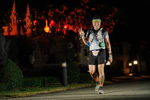 BIB: 6004
                            <button type="button" onclick="openModal(22781239)" class="btn btn-primary btn-sm float-right btn-popup" data-toggle="modal" data-target=".modal-high-quality">
                        <i class="fas fa-shopping-cart"></i> Add to Cart
                    </button>
                                            <button type="button" onclick="isThisMe(22781239, true)" class="btn btn-success btn-sm float-right btn-popup btn-isme hidden" data-toggle="tooltip" data-placement="bottom" title="นี่คือรูปของคุณใช่ไหม คลิกที่นี่เพื่อเอาเข้าอัลบั้ม">
                        <i class="fas fa-plus"></i> Add to album
                    </button>
                    <button type="button" onclick="isThisMe(22781239, false)" class="btn btn-warning btn-sm float-right btn-popup btn-isnotme hidden">
                        <i class="fas fa-ban"></i> Remove from album
                    </button>