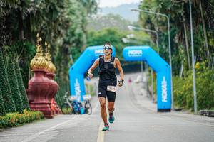 BIB: 5275, 
                            <button type="button" onclick="openModal(22779865)" class="btn btn-primary btn-sm float-right btn-popup" data-toggle="modal" data-target=".modal-high-quality">
                        <i class="fas fa-shopping-cart"></i> Add to Cart
                    </button>
                                            <button type="button" onclick="isThisMe(22779865, true)" class="btn btn-success btn-sm float-right btn-popup btn-isme hidden" data-toggle="tooltip" data-placement="bottom" title="นี่คือรูปของคุณใช่ไหม คลิกที่นี่เพื่อเอาเข้าอัลบั้ม">
                        <i class="fas fa-plus"></i> Add to album
                    </button>
                    <button type="button" onclick="isThisMe(22779865, false)" class="btn btn-warning btn-sm float-right btn-popup btn-isnotme hidden">
                        <i class="fas fa-ban"></i> Remove from album
                    </button>