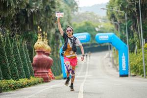 BIB: 5072
                            <button type="button" onclick="openModal(22776279)" class="btn btn-primary btn-sm float-right btn-popup" data-toggle="modal" data-target=".modal-high-quality">
                        <i class="fas fa-shopping-cart"></i> Add to Cart
                    </button>
                                            <button type="button" onclick="isThisMe(22776279, true)" class="btn btn-success btn-sm float-right btn-popup btn-isme hidden" data-toggle="tooltip" data-placement="bottom" title="นี่คือรูปของคุณใช่ไหม คลิกที่นี่เพื่อเอาเข้าอัลบั้ม">
                        <i class="fas fa-plus"></i> Add to album
                    </button>
                    <button type="button" onclick="isThisMe(22776279, false)" class="btn btn-warning btn-sm float-right btn-popup btn-isnotme hidden">
                        <i class="fas fa-ban"></i> Remove from album
                    </button>