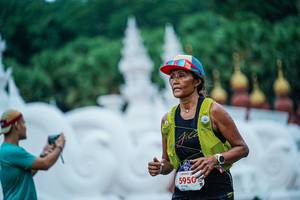 BIB: 5950
                            <button type="button" onclick="openModal(22781129)" class="btn btn-primary btn-sm float-right btn-popup" data-toggle="modal" data-target=".modal-high-quality">
                        <i class="fas fa-shopping-cart"></i> Add to Cart
                    </button>
                                            <button type="button" onclick="isThisMe(22781129, true)" class="btn btn-success btn-sm float-right btn-popup btn-isme hidden" data-toggle="tooltip" data-placement="bottom" title="นี่คือรูปของคุณใช่ไหม คลิกที่นี่เพื่อเอาเข้าอัลบั้ม">
                        <i class="fas fa-plus"></i> Add to album
                    </button>
                    <button type="button" onclick="isThisMe(22781129, false)" class="btn btn-warning btn-sm float-right btn-popup btn-isnotme hidden">
                        <i class="fas fa-ban"></i> Remove from album
                    </button>