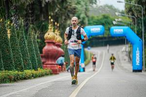 BIB: 5283
                            <button type="button" onclick="openModal(22776532)" class="btn btn-primary btn-sm float-right btn-popup" data-toggle="modal" data-target=".modal-high-quality">
                        <i class="fas fa-shopping-cart"></i> Add to Cart
                    </button>
                                            <button type="button" onclick="isThisMe(22776532, true)" class="btn btn-success btn-sm float-right btn-popup btn-isme hidden" data-toggle="tooltip" data-placement="bottom" title="นี่คือรูปของคุณใช่ไหม คลิกที่นี่เพื่อเอาเข้าอัลบั้ม">
                        <i class="fas fa-plus"></i> Add to album
                    </button>
                    <button type="button" onclick="isThisMe(22776532, false)" class="btn btn-warning btn-sm float-right btn-popup btn-isnotme hidden">
                        <i class="fas fa-ban"></i> Remove from album
                    </button>