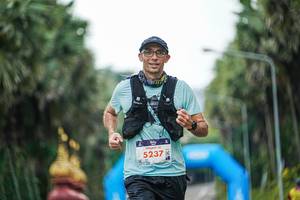 BIB: 5237, 1302
                            <button type="button" onclick="openModal(22776620)" class="btn btn-primary btn-sm float-right btn-popup" data-toggle="modal" data-target=".modal-high-quality">
                        <i class="fas fa-shopping-cart"></i> Add to Cart
                    </button>
                                            <button type="button" onclick="isThisMe(22776620, true)" class="btn btn-success btn-sm float-right btn-popup btn-isme hidden" data-toggle="tooltip" data-placement="bottom" title="นี่คือรูปของคุณใช่ไหม คลิกที่นี่เพื่อเอาเข้าอัลบั้ม">
                        <i class="fas fa-plus"></i> Add to album
                    </button>
                    <button type="button" onclick="isThisMe(22776620, false)" class="btn btn-warning btn-sm float-right btn-popup btn-isnotme hidden">
                        <i class="fas fa-ban"></i> Remove from album
                    </button>