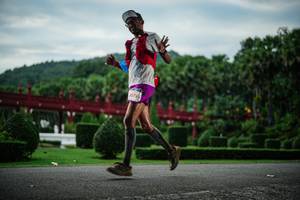 BIB: 575
                            <button type="button" onclick="openModal(22407596)" class="btn btn-primary btn-sm float-right btn-popup" data-toggle="modal" data-target=".modal-high-quality">
                        <i class="fas fa-shopping-cart"></i> Add to Cart
                    </button>
                                            <button type="button" onclick="isThisMe(22407596, true)" class="btn btn-success btn-sm float-right btn-popup btn-isme hidden" data-toggle="tooltip" data-placement="bottom" title="นี่คือรูปของคุณใช่ไหม คลิกที่นี่เพื่อเอาเข้าอัลบั้ม">
                        <i class="fas fa-plus"></i> Add to album
                    </button>
                    <button type="button" onclick="isThisMe(22407596, false)" class="btn btn-warning btn-sm float-right btn-popup btn-isnotme hidden">
                        <i class="fas fa-ban"></i> Remove from album
                    </button>