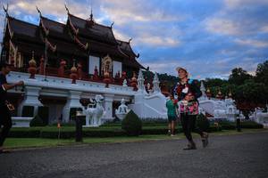 BIB: 2014
                            <button type="button" onclick="openModal(22609058)" class="btn btn-primary btn-sm float-right btn-popup" data-toggle="modal" data-target=".modal-high-quality">
                        <i class="fas fa-shopping-cart"></i> Add to Cart
                    </button>
                                            <button type="button" onclick="isThisMe(22609058, true)" class="btn btn-success btn-sm float-right btn-popup btn-isme hidden" data-toggle="tooltip" data-placement="bottom" title="นี่คือรูปของคุณใช่ไหม คลิกที่นี่เพื่อเอาเข้าอัลบั้ม">
                        <i class="fas fa-plus"></i> Add to album
                    </button>
                    <button type="button" onclick="isThisMe(22609058, false)" class="btn btn-warning btn-sm float-right btn-popup btn-isnotme hidden">
                        <i class="fas fa-ban"></i> Remove from album
                    </button>