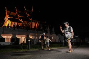 BIB: 1800, 1914
                            <button type="button" onclick="openModal(22637494)" class="btn btn-primary btn-sm float-right btn-popup" data-toggle="modal" data-target=".modal-high-quality">
                        <i class="fas fa-shopping-cart"></i> Add to Cart
                    </button>
                                            <button type="button" onclick="isThisMe(22637494, true)" class="btn btn-success btn-sm float-right btn-popup btn-isme hidden" data-toggle="tooltip" data-placement="bottom" title="นี่คือรูปของคุณใช่ไหม คลิกที่นี่เพื่อเอาเข้าอัลบั้ม">
                        <i class="fas fa-plus"></i> Add to album
                    </button>
                    <button type="button" onclick="isThisMe(22637494, false)" class="btn btn-warning btn-sm float-right btn-popup btn-isnotme hidden">
                        <i class="fas fa-ban"></i> Remove from album
                    </button>