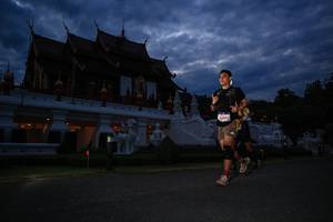 BIB: 600, 
                            <button type="button" onclick="openModal(22628871)" class="btn btn-primary btn-sm float-right btn-popup" data-toggle="modal" data-target=".modal-high-quality">
                        <i class="fas fa-shopping-cart"></i> Add to Cart
                    </button>
                                            <button type="button" onclick="isThisMe(22628871, true)" class="btn btn-success btn-sm float-right btn-popup btn-isme hidden" data-toggle="tooltip" data-placement="bottom" title="นี่คือรูปของคุณใช่ไหม คลิกที่นี่เพื่อเอาเข้าอัลบั้ม">
                        <i class="fas fa-plus"></i> Add to album
                    </button>
                    <button type="button" onclick="isThisMe(22628871, false)" class="btn btn-warning btn-sm float-right btn-popup btn-isnotme hidden">
                        <i class="fas fa-ban"></i> Remove from album
                    </button>