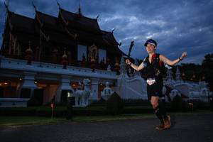 BIB: 6397
                            <button type="button" onclick="openModal(22628839)" class="btn btn-primary btn-sm float-right btn-popup" data-toggle="modal" data-target=".modal-high-quality">
                        <i class="fas fa-shopping-cart"></i> Add to Cart
                    </button>
                                            <button type="button" onclick="isThisMe(22628839, true)" class="btn btn-success btn-sm float-right btn-popup btn-isme hidden" data-toggle="tooltip" data-placement="bottom" title="นี่คือรูปของคุณใช่ไหม คลิกที่นี่เพื่อเอาเข้าอัลบั้ม">
                        <i class="fas fa-plus"></i> Add to album
                    </button>
                    <button type="button" onclick="isThisMe(22628839, false)" class="btn btn-warning btn-sm float-right btn-popup btn-isnotme hidden">
                        <i class="fas fa-ban"></i> Remove from album
                    </button>