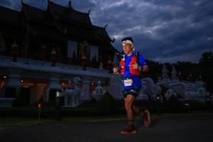 BIB: 942
                            <button type="button" onclick="openModal(22628883)" class="btn btn-primary btn-sm float-right btn-popup" data-toggle="modal" data-target=".modal-high-quality">
                        <i class="fas fa-shopping-cart"></i> Add to Cart
                    </button>
                                            <button type="button" onclick="isThisMe(22628883, true)" class="btn btn-success btn-sm float-right btn-popup btn-isme hidden" data-toggle="tooltip" data-placement="bottom" title="นี่คือรูปของคุณใช่ไหม คลิกที่นี่เพื่อเอาเข้าอัลบั้ม">
                        <i class="fas fa-plus"></i> Add to album
                    </button>
                    <button type="button" onclick="isThisMe(22628883, false)" class="btn btn-warning btn-sm float-right btn-popup btn-isnotme hidden">
                        <i class="fas fa-ban"></i> Remove from album
                    </button>