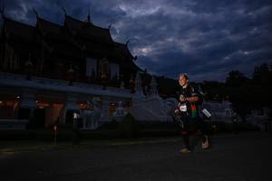 BIB: 
                            <button type="button" onclick="openModal(22628911)" class="btn btn-primary btn-sm float-right btn-popup" data-toggle="modal" data-target=".modal-high-quality">
                        <i class="fas fa-shopping-cart"></i> Add to Cart
                    </button>
                                            <button type="button" onclick="isThisMe(22628911, true)" class="btn btn-success btn-sm float-right btn-popup btn-isme hidden" data-toggle="tooltip" data-placement="bottom" title="นี่คือรูปของคุณใช่ไหม คลิกที่นี่เพื่อเอาเข้าอัลบั้ม">
                        <i class="fas fa-plus"></i> Add to album
                    </button>
                    <button type="button" onclick="isThisMe(22628911, false)" class="btn btn-warning btn-sm float-right btn-popup btn-isnotme hidden">
                        <i class="fas fa-ban"></i> Remove from album
                    </button>