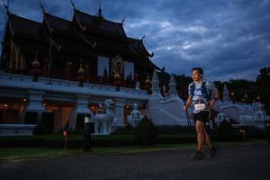 BIB: 6000
                            <button type="button" onclick="openModal(22628813)" class="btn btn-primary btn-sm float-right btn-popup" data-toggle="modal" data-target=".modal-high-quality">
                        <i class="fas fa-shopping-cart"></i> Add to Cart
                    </button>
                                            <button type="button" onclick="isThisMe(22628813, true)" class="btn btn-success btn-sm float-right btn-popup btn-isme hidden" data-toggle="tooltip" data-placement="bottom" title="นี่คือรูปของคุณใช่ไหม คลิกที่นี่เพื่อเอาเข้าอัลบั้ม">
                        <i class="fas fa-plus"></i> Add to album
                    </button>
                    <button type="button" onclick="isThisMe(22628813, false)" class="btn btn-warning btn-sm float-right btn-popup btn-isnotme hidden">
                        <i class="fas fa-ban"></i> Remove from album
                    </button>