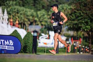 BIB: 2040
                            <button type="button" onclick="openModal(22684463)" class="btn btn-primary btn-sm float-right btn-popup" data-toggle="modal" data-target=".modal-high-quality">
                        <i class="fas fa-shopping-cart"></i> Add to Cart
                    </button>
                                            <button type="button" onclick="isThisMe(22684463, true)" class="btn btn-success btn-sm float-right btn-popup btn-isme hidden" data-toggle="tooltip" data-placement="bottom" title="นี่คือรูปของคุณใช่ไหม คลิกที่นี่เพื่อเอาเข้าอัลบั้ม">
                        <i class="fas fa-plus"></i> Add to album
                    </button>
                    <button type="button" onclick="isThisMe(22684463, false)" class="btn btn-warning btn-sm float-right btn-popup btn-isnotme hidden">
                        <i class="fas fa-ban"></i> Remove from album
                    </button>