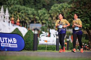 BIB: 1240, 1235
                            <button type="button" onclick="openModal(22692921)" class="btn btn-primary btn-sm float-right btn-popup" data-toggle="modal" data-target=".modal-high-quality">
                        <i class="fas fa-shopping-cart"></i> Add to Cart
                    </button>
                                            <button type="button" onclick="isThisMe(22692921, true)" class="btn btn-success btn-sm float-right btn-popup btn-isme hidden" data-toggle="tooltip" data-placement="bottom" title="นี่คือรูปของคุณใช่ไหม คลิกที่นี่เพื่อเอาเข้าอัลบั้ม">
                        <i class="fas fa-plus"></i> Add to album
                    </button>
                    <button type="button" onclick="isThisMe(22692921, false)" class="btn btn-warning btn-sm float-right btn-popup btn-isnotme hidden">
                        <i class="fas fa-ban"></i> Remove from album
                    </button>