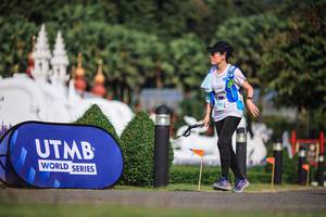 BIB: 100
                            <button type="button" onclick="openModal(22693291)" class="btn btn-primary btn-sm float-right btn-popup" data-toggle="modal" data-target=".modal-high-quality">
                        <i class="fas fa-shopping-cart"></i> Add to Cart
                    </button>
                                            <button type="button" onclick="isThisMe(22693291, true)" class="btn btn-success btn-sm float-right btn-popup btn-isme hidden" data-toggle="tooltip" data-placement="bottom" title="นี่คือรูปของคุณใช่ไหม คลิกที่นี่เพื่อเอาเข้าอัลบั้ม">
                        <i class="fas fa-plus"></i> Add to album
                    </button>
                    <button type="button" onclick="isThisMe(22693291, false)" class="btn btn-warning btn-sm float-right btn-popup btn-isnotme hidden">
                        <i class="fas fa-ban"></i> Remove from album
                    </button>