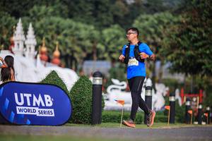 BIB: 2096
                            <button type="button" onclick="openModal(22691572)" class="btn btn-primary btn-sm float-right btn-popup" data-toggle="modal" data-target=".modal-high-quality">
                        <i class="fas fa-shopping-cart"></i> Add to Cart
                    </button>
                                            <button type="button" onclick="isThisMe(22691572, true)" class="btn btn-success btn-sm float-right btn-popup btn-isme hidden" data-toggle="tooltip" data-placement="bottom" title="นี่คือรูปของคุณใช่ไหม คลิกที่นี่เพื่อเอาเข้าอัลบั้ม">
                        <i class="fas fa-plus"></i> Add to album
                    </button>
                    <button type="button" onclick="isThisMe(22691572, false)" class="btn btn-warning btn-sm float-right btn-popup btn-isnotme hidden">
                        <i class="fas fa-ban"></i> Remove from album
                    </button>