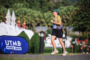 BIB: 052
                            <button type="button" onclick="openModal(22687296)" class="btn btn-primary btn-sm float-right btn-popup" data-toggle="modal" data-target=".modal-high-quality">
                        <i class="fas fa-shopping-cart"></i> Add to Cart
                    </button>
                                            <button type="button" onclick="isThisMe(22687296, true)" class="btn btn-success btn-sm float-right btn-popup btn-isme hidden" data-toggle="tooltip" data-placement="bottom" title="นี่คือรูปของคุณใช่ไหม คลิกที่นี่เพื่อเอาเข้าอัลบั้ม">
                        <i class="fas fa-plus"></i> Add to album
                    </button>
                    <button type="button" onclick="isThisMe(22687296, false)" class="btn btn-warning btn-sm float-right btn-popup btn-isnotme hidden">
                        <i class="fas fa-ban"></i> Remove from album
                    </button>