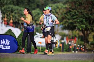 BIB: 200, 2246, 
                            <button type="button" onclick="openModal(22692925)" class="btn btn-primary btn-sm float-right btn-popup" data-toggle="modal" data-target=".modal-high-quality">
                        <i class="fas fa-shopping-cart"></i> Add to Cart
                    </button>
                                            <button type="button" onclick="isThisMe(22692925, true)" class="btn btn-success btn-sm float-right btn-popup btn-isme hidden" data-toggle="tooltip" data-placement="bottom" title="นี่คือรูปของคุณใช่ไหม คลิกที่นี่เพื่อเอาเข้าอัลบั้ม">
                        <i class="fas fa-plus"></i> Add to album
                    </button>
                    <button type="button" onclick="isThisMe(22692925, false)" class="btn btn-warning btn-sm float-right btn-popup btn-isnotme hidden">
                        <i class="fas fa-ban"></i> Remove from album
                    </button>