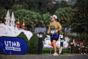 BIB: 1322
                            <button type="button" onclick="openModal(22690010)" class="btn btn-primary btn-sm float-right btn-popup" data-toggle="modal" data-target=".modal-high-quality">
                        <i class="fas fa-shopping-cart"></i> Add to Cart
                    </button>
                                            <button type="button" onclick="isThisMe(22690010, true)" class="btn btn-success btn-sm float-right btn-popup btn-isme hidden" data-toggle="tooltip" data-placement="bottom" title="นี่คือรูปของคุณใช่ไหม คลิกที่นี่เพื่อเอาเข้าอัลบั้ม">
                        <i class="fas fa-plus"></i> Add to album
                    </button>
                    <button type="button" onclick="isThisMe(22690010, false)" class="btn btn-warning btn-sm float-right btn-popup btn-isnotme hidden">
                        <i class="fas fa-ban"></i> Remove from album
                    </button>