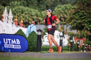 BIB: 2216
                            <button type="button" onclick="openModal(22692953)" class="btn btn-primary btn-sm float-right btn-popup" data-toggle="modal" data-target=".modal-high-quality">
                        <i class="fas fa-shopping-cart"></i> Add to Cart
                    </button>
                                            <button type="button" onclick="isThisMe(22692953, true)" class="btn btn-success btn-sm float-right btn-popup btn-isme hidden" data-toggle="tooltip" data-placement="bottom" title="นี่คือรูปของคุณใช่ไหม คลิกที่นี่เพื่อเอาเข้าอัลบั้ม">
                        <i class="fas fa-plus"></i> Add to album
                    </button>
                    <button type="button" onclick="isThisMe(22692953, false)" class="btn btn-warning btn-sm float-right btn-popup btn-isnotme hidden">
                        <i class="fas fa-ban"></i> Remove from album
                    </button>