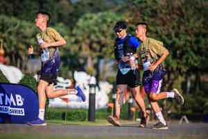 BIB: 2525
                            <button type="button" onclick="openModal(22682933)" class="btn btn-primary btn-sm float-right btn-popup" data-toggle="modal" data-target=".modal-high-quality">
                        <i class="fas fa-shopping-cart"></i> Add to Cart
                    </button>
                                            <button type="button" onclick="isThisMe(22682933, true)" class="btn btn-success btn-sm float-right btn-popup btn-isme hidden" data-toggle="tooltip" data-placement="bottom" title="นี่คือรูปของคุณใช่ไหม คลิกที่นี่เพื่อเอาเข้าอัลบั้ม">
                        <i class="fas fa-plus"></i> Add to album
                    </button>
                    <button type="button" onclick="isThisMe(22682933, false)" class="btn btn-warning btn-sm float-right btn-popup btn-isnotme hidden">
                        <i class="fas fa-ban"></i> Remove from album
                    </button>