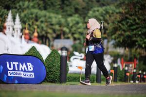 BIB: 167
                            <button type="button" onclick="openModal(22693210)" class="btn btn-primary btn-sm float-right btn-popup" data-toggle="modal" data-target=".modal-high-quality">
                        <i class="fas fa-shopping-cart"></i> Add to Cart
                    </button>
                                            <button type="button" onclick="isThisMe(22693210, true)" class="btn btn-success btn-sm float-right btn-popup btn-isme hidden" data-toggle="tooltip" data-placement="bottom" title="นี่คือรูปของคุณใช่ไหม คลิกที่นี่เพื่อเอาเข้าอัลบั้ม">
                        <i class="fas fa-plus"></i> Add to album
                    </button>
                    <button type="button" onclick="isThisMe(22693210, false)" class="btn btn-warning btn-sm float-right btn-popup btn-isnotme hidden">
                        <i class="fas fa-ban"></i> Remove from album
                    </button>