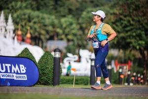 BIB: 367
                            <button type="button" onclick="openModal(22693192)" class="btn btn-primary btn-sm float-right btn-popup" data-toggle="modal" data-target=".modal-high-quality">
                        <i class="fas fa-shopping-cart"></i> Add to Cart
                    </button>
                                            <button type="button" onclick="isThisMe(22693192, true)" class="btn btn-success btn-sm float-right btn-popup btn-isme hidden" data-toggle="tooltip" data-placement="bottom" title="นี่คือรูปของคุณใช่ไหม คลิกที่นี่เพื่อเอาเข้าอัลบั้ม">
                        <i class="fas fa-plus"></i> Add to album
                    </button>
                    <button type="button" onclick="isThisMe(22693192, false)" class="btn btn-warning btn-sm float-right btn-popup btn-isnotme hidden">
                        <i class="fas fa-ban"></i> Remove from album
                    </button>