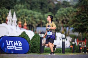 BIB: 441
                            <button type="button" onclick="openModal(22690240)" class="btn btn-primary btn-sm float-right btn-popup" data-toggle="modal" data-target=".modal-high-quality">
                        <i class="fas fa-shopping-cart"></i> Add to Cart
                    </button>
                                            <button type="button" onclick="isThisMe(22690240, true)" class="btn btn-success btn-sm float-right btn-popup btn-isme hidden" data-toggle="tooltip" data-placement="bottom" title="นี่คือรูปของคุณใช่ไหม คลิกที่นี่เพื่อเอาเข้าอัลบั้ม">
                        <i class="fas fa-plus"></i> Add to album
                    </button>
                    <button type="button" onclick="isThisMe(22690240, false)" class="btn btn-warning btn-sm float-right btn-popup btn-isnotme hidden">
                        <i class="fas fa-ban"></i> Remove from album
                    </button>